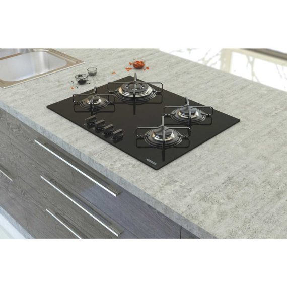 Cooktop a gas Tramontina de vidrio templado negro y rejillas de acero al carbono, con encendido automático y 4 quemadores.